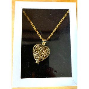 Always in My Heart Locket Hold Floral Rise Memorial Necklace New